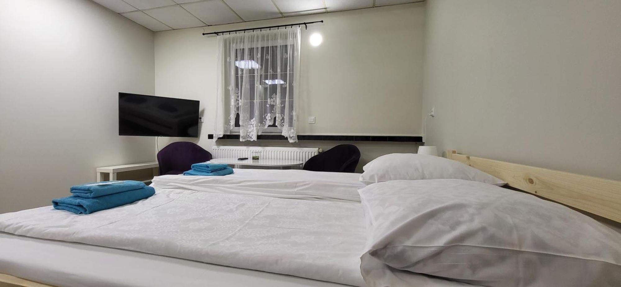Etna - Hostel -Noclegi Rzeszów Esterno foto