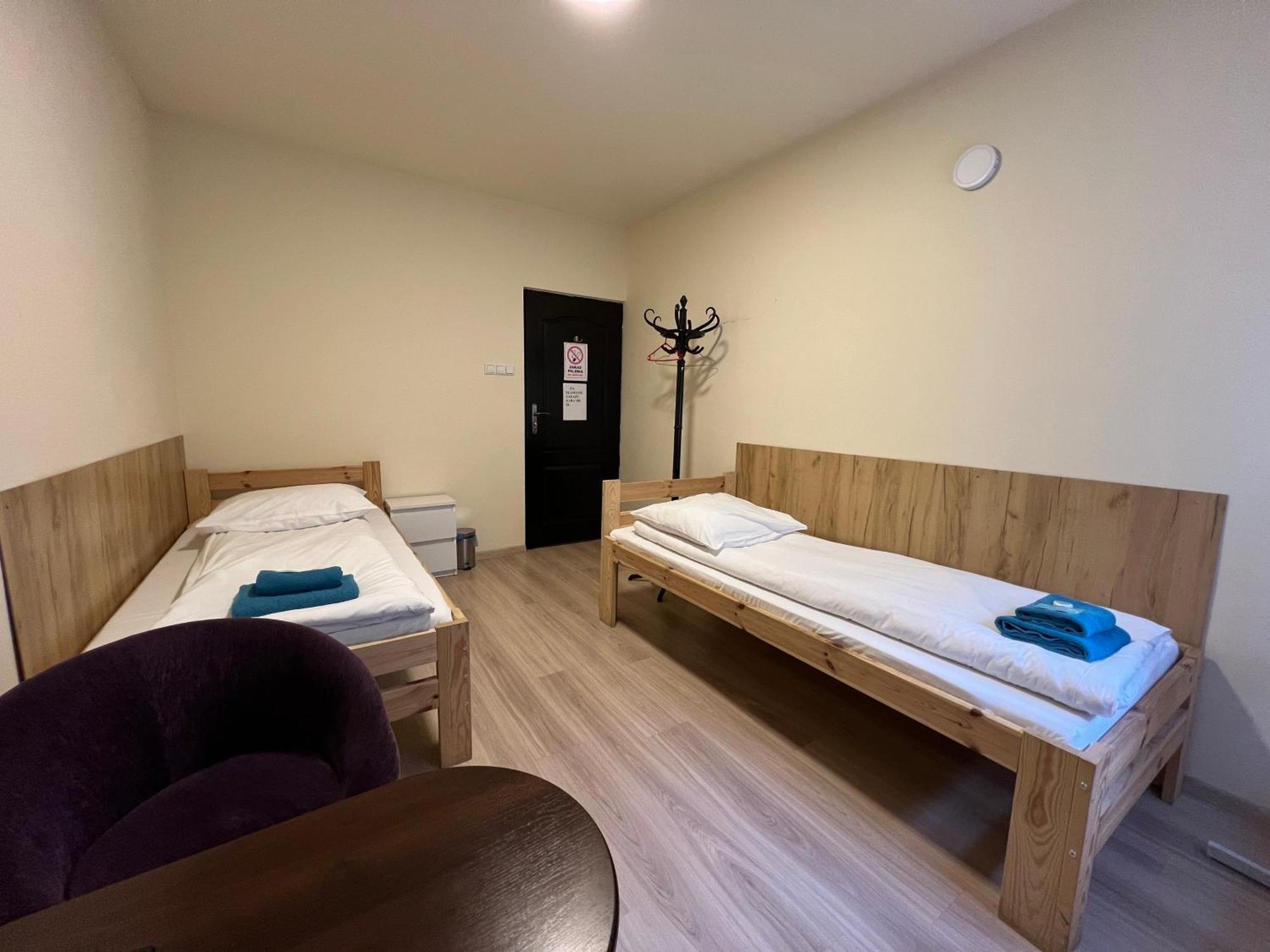 Etna - Hostel -Noclegi Rzeszów Esterno foto