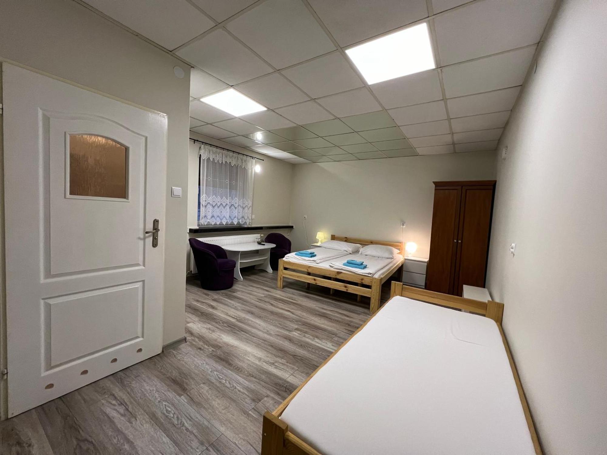 Etna - Hostel -Noclegi Rzeszów Esterno foto