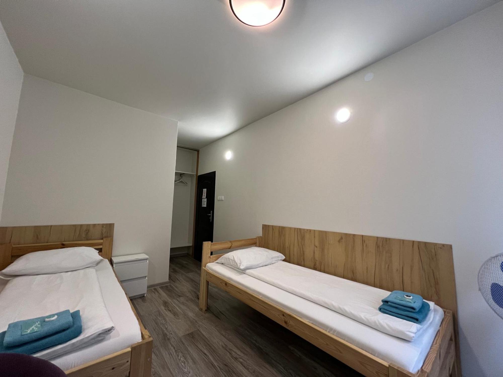 Etna - Hostel -Noclegi Rzeszów Esterno foto