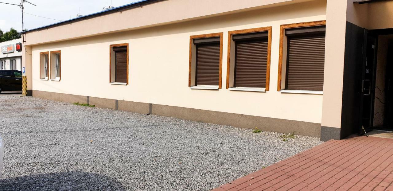 Etna - Hostel -Noclegi Rzeszów Esterno foto